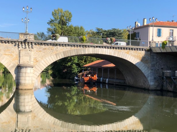 22906887-9186-4662-9B4F-E19BD64F093E