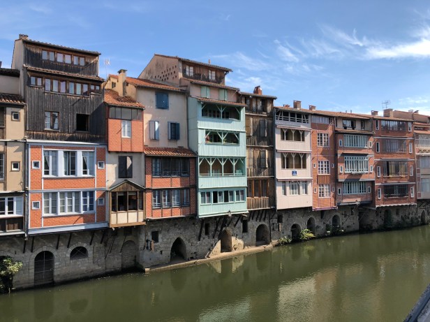 40D64DDA-A134-42E8-B5A0-365C841B3A5B